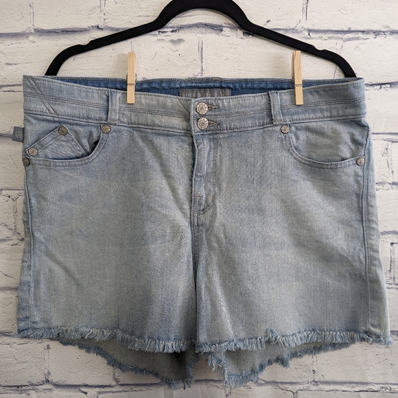 Rock & Republic Bonnaroo Denim Frayed Hem Jeans Shorts Women's Size 16 - Picture 2 of 10